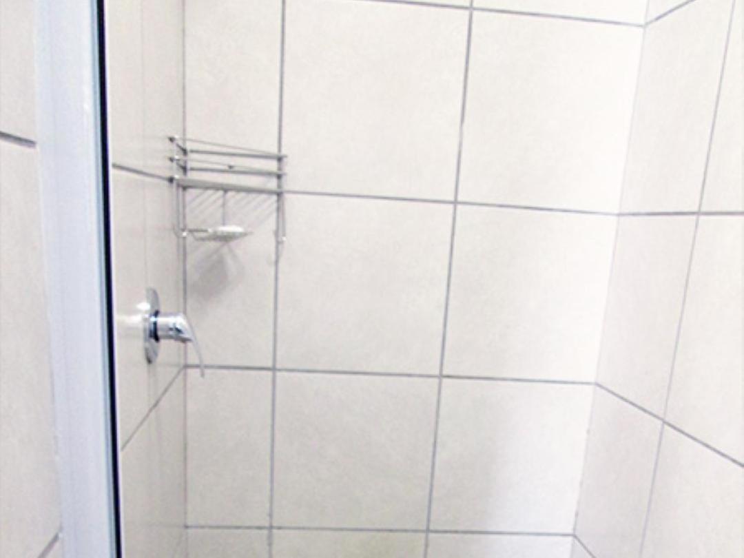 Bonim Guesthouse - Aka Magisha Guesthouse ネルスプロイト 部屋 写真