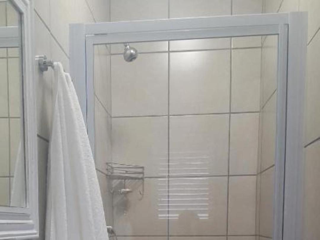 Bonim Guesthouse - Aka Magisha Guesthouse ネルスプロイト 部屋 写真
